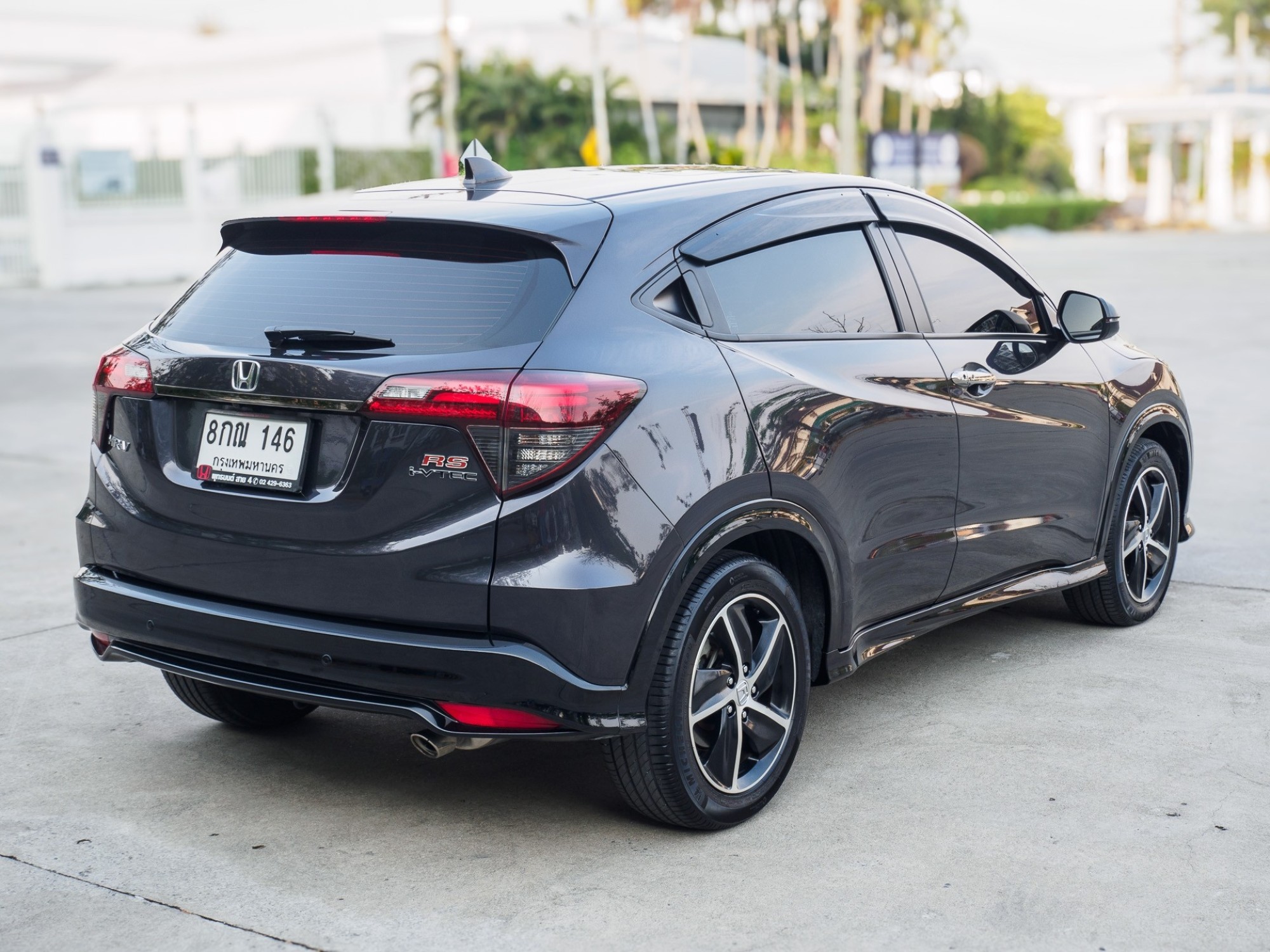 2019 Honda HR-V สีเทา (รูปที่ 5)