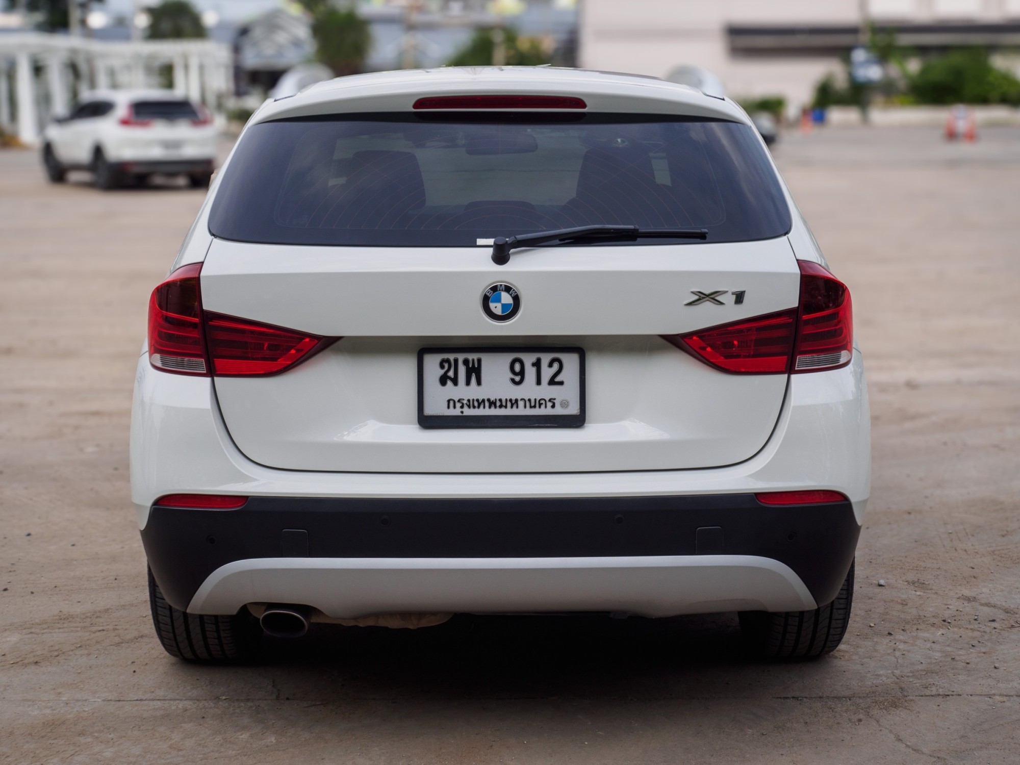 2012 BMW X1 E84 สีขาว (รูปที่ 5)