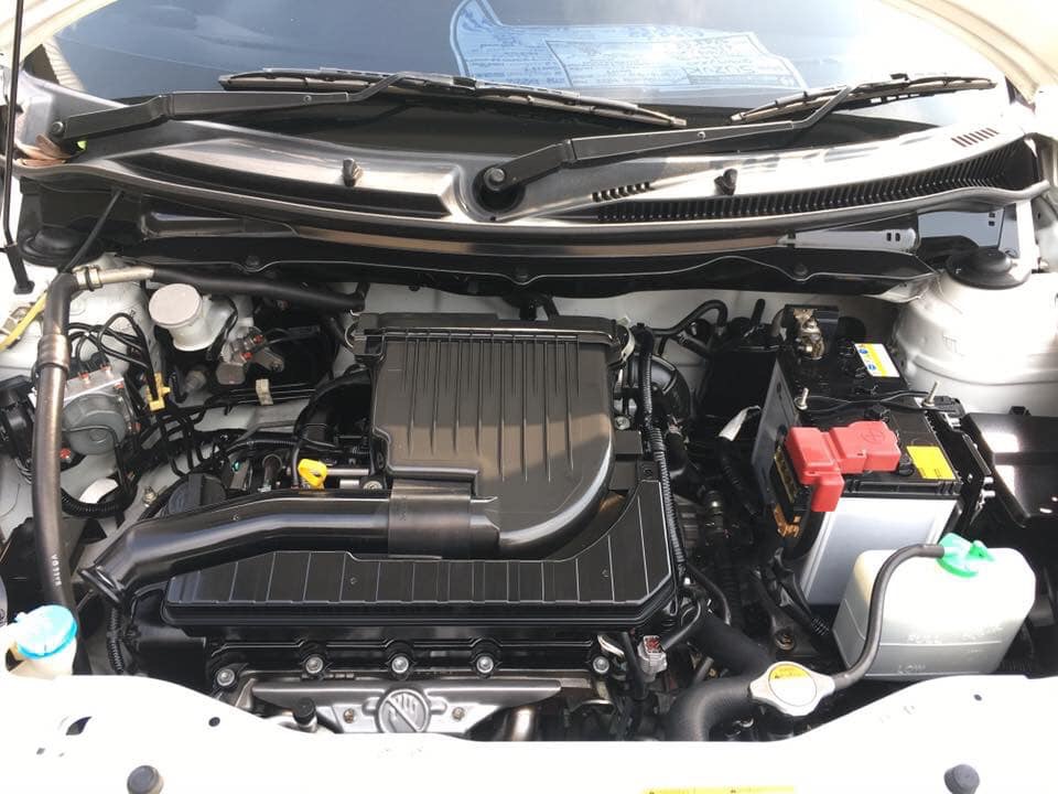 Suzuki Swift ปี 2013 สีขาว (รูปที่ 9)