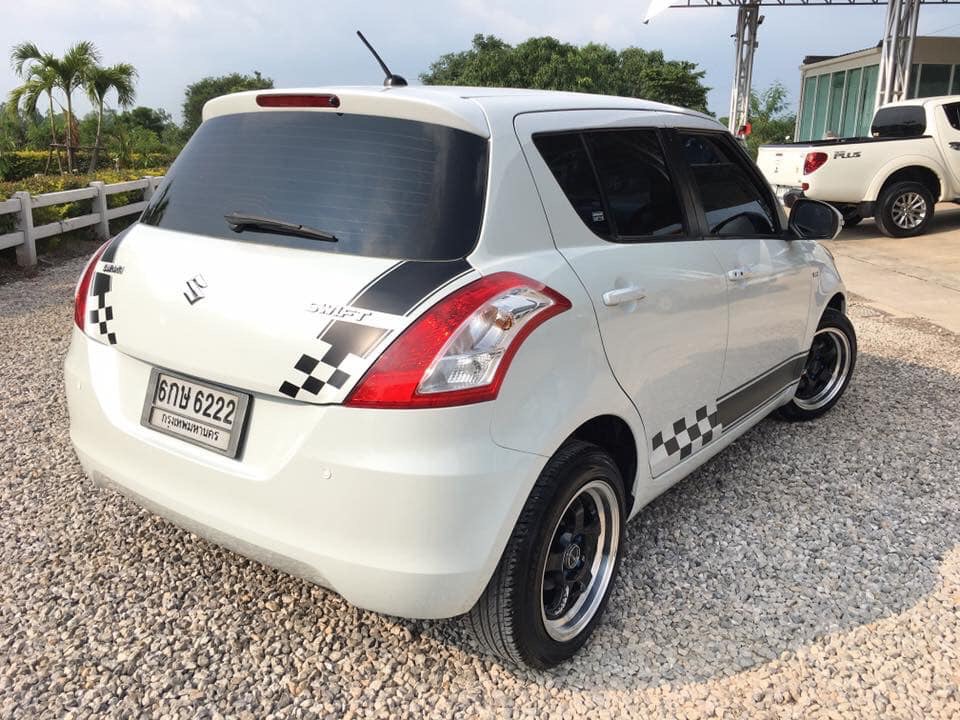 Suzuki Swift ปี 2013 สีขาว (รูปที่ 5)