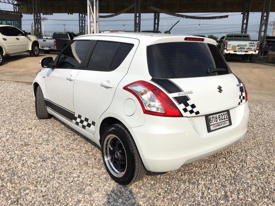 Suzuki Swift ปี 2013 สีขาว (รูปที่ 7)