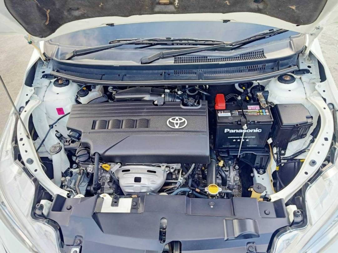 2015 Toyota Yaris สีขาว (รูปที่ 13)