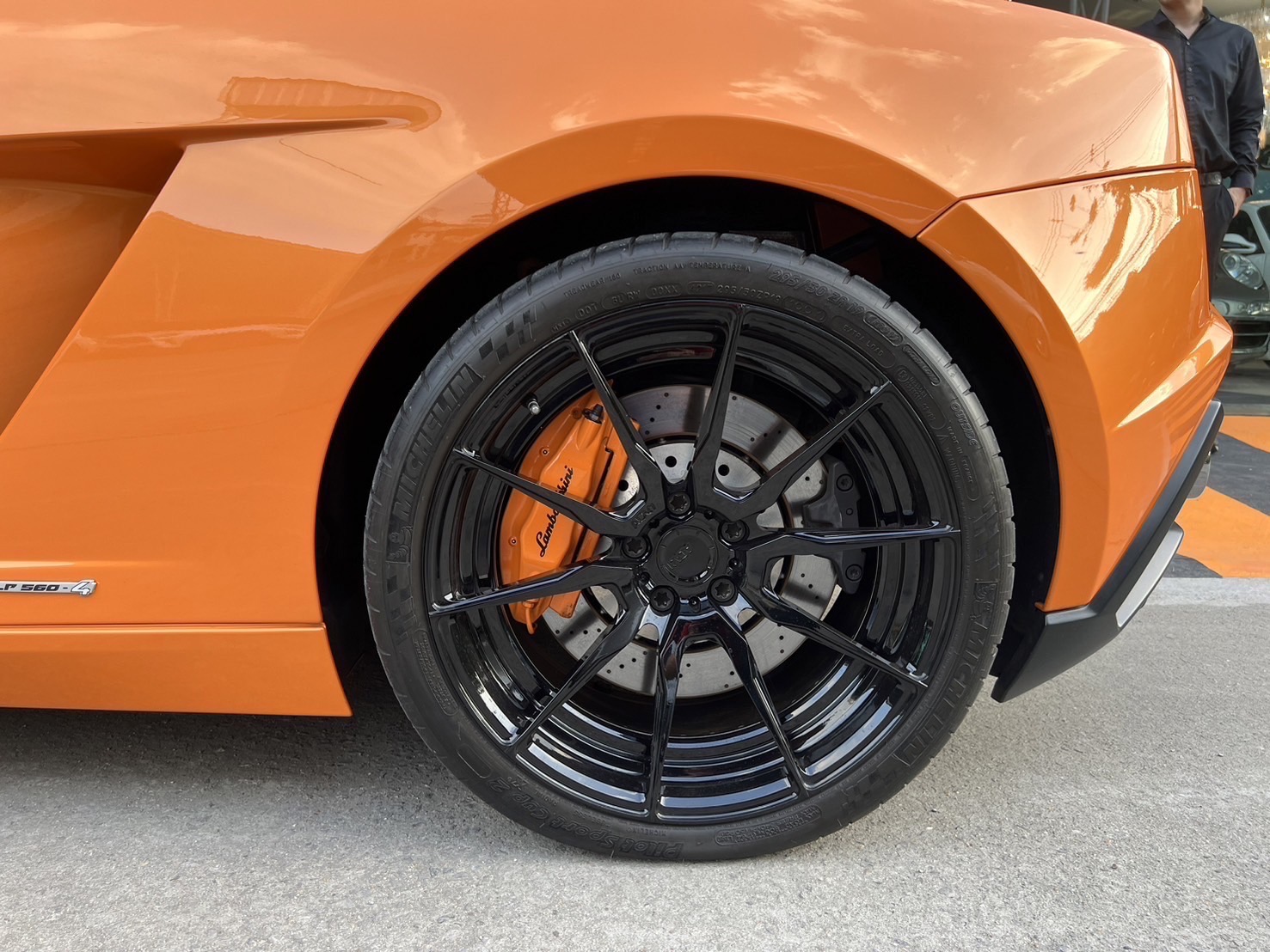 2013 Lamborghini Gallardo สีส้ม (รูปที่ 5)