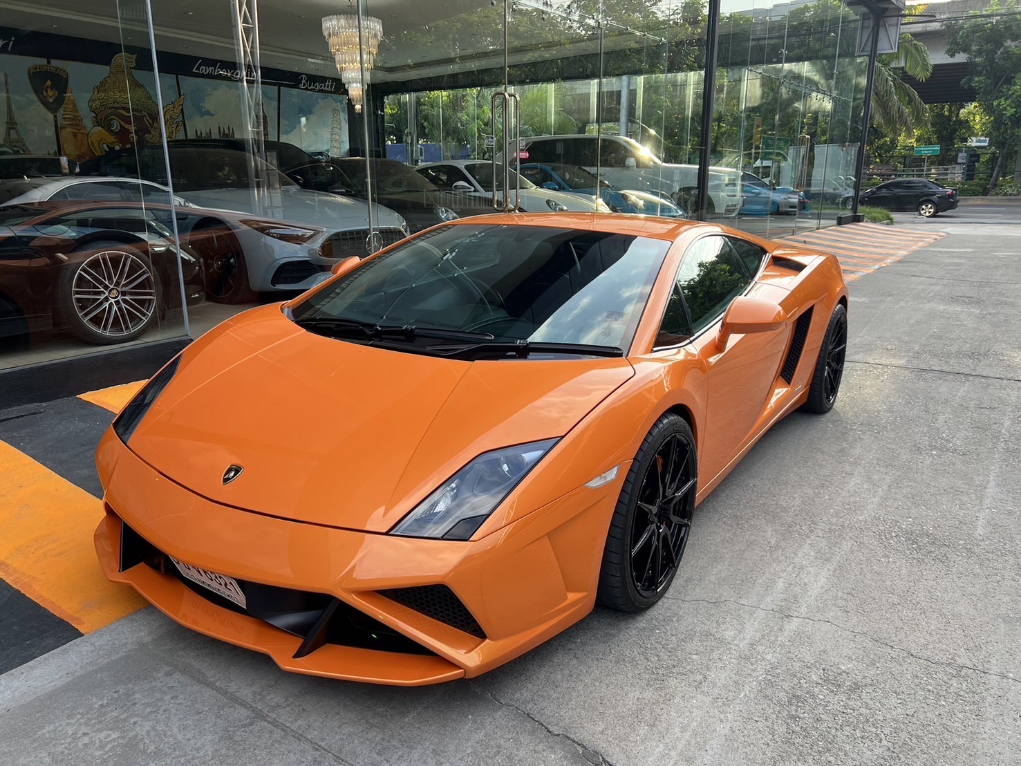 2013 Lamborghini Gallardo สีส้ม (รูปที่ 15)