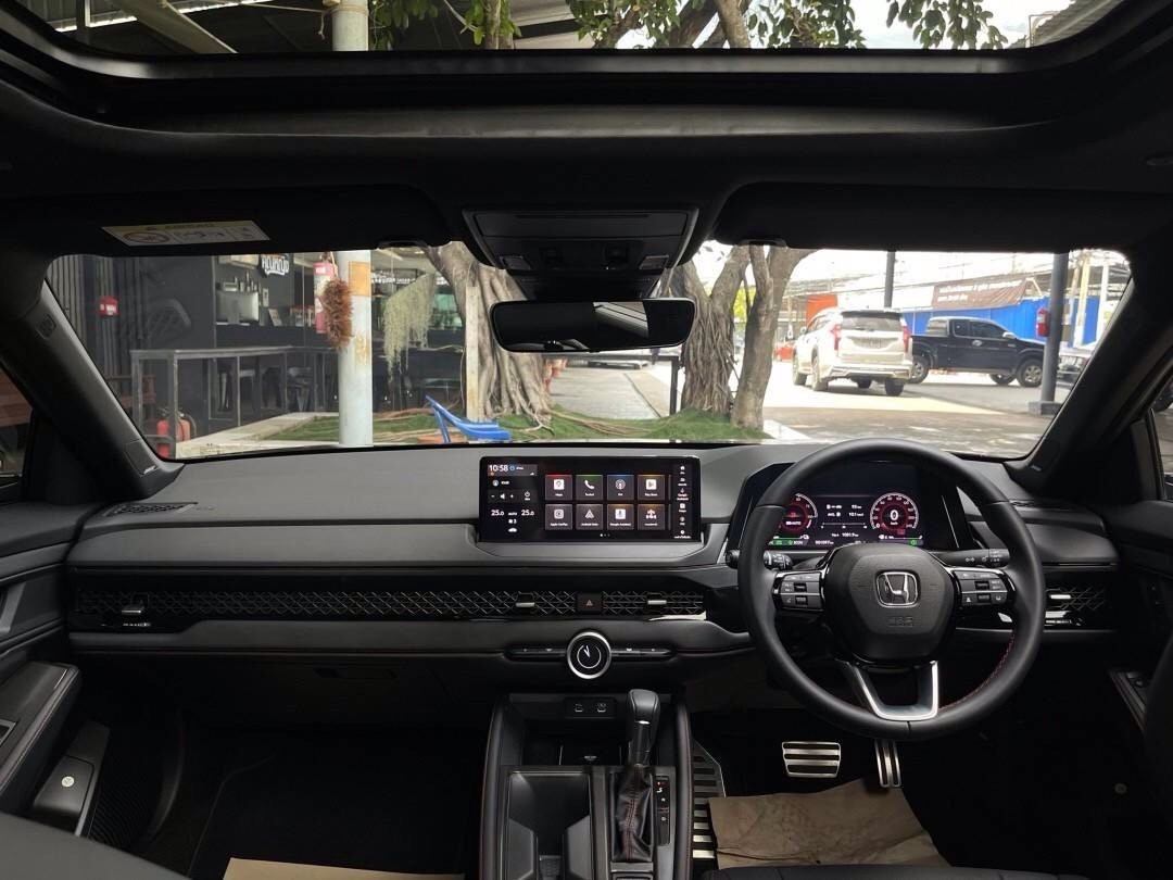 2023 Honda Accord สีดำ (รูปที่ 7)