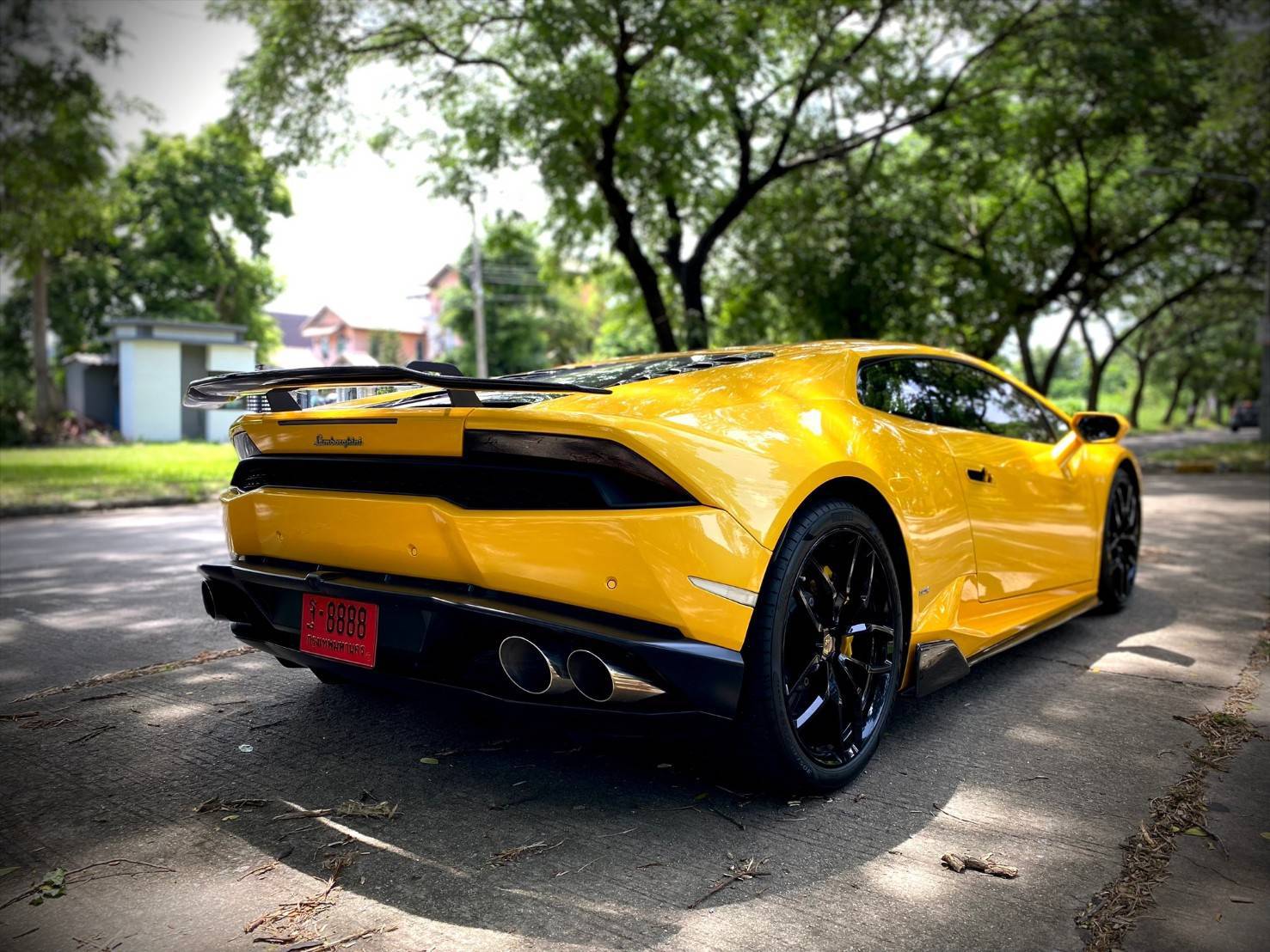 2016 Lamborghini Huracan Evo Spyder สีเหลือง (รูปที่ 17)
