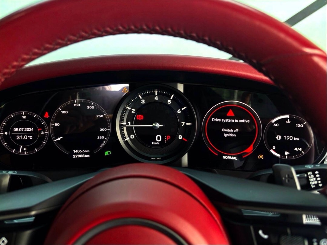 2019 Porsche 911 CARRERA S 3.0 PDK สีน้ำเงิน (รูปที่ 5)