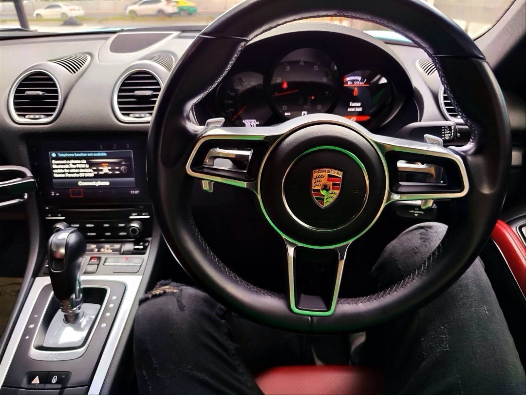 2018 Porsche 718 CAYMAN 2.0 Turbo PDK สีเทา (รูปที่ 7)
