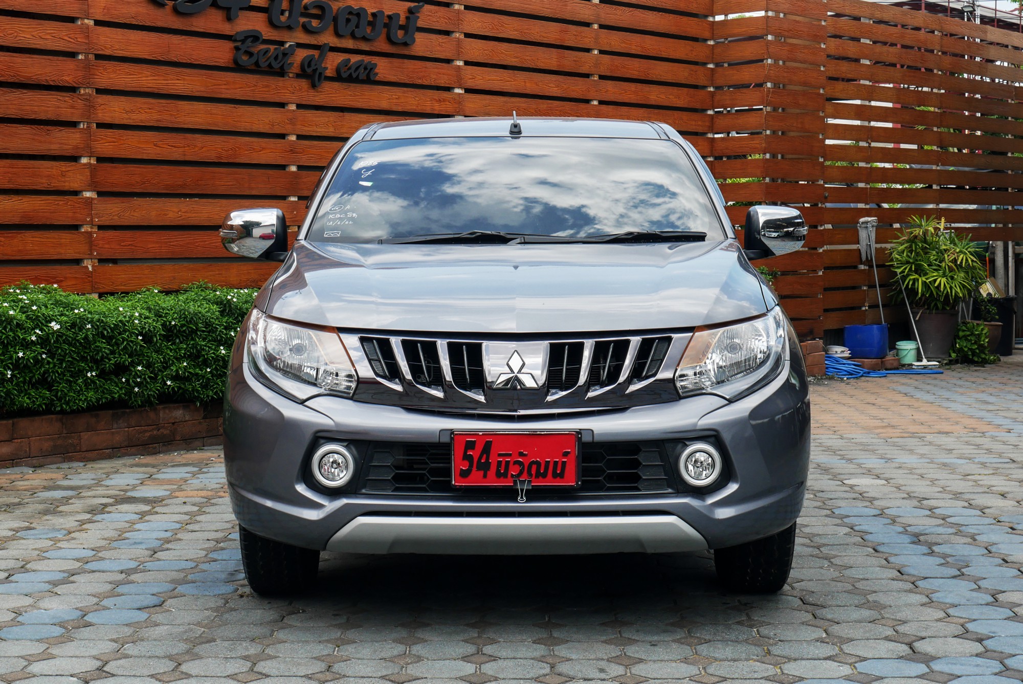 MITSUBISHI TRITON MEGACAB 2.5 GLX MTปี 2018 สีเทา (รูปที่ 2)