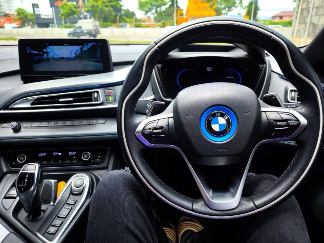 2011 BMW i8 สีน้ำเงิน (รูปที่ 7)