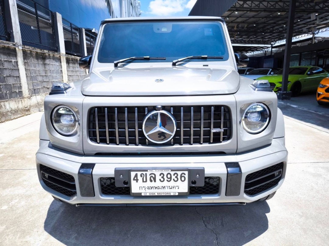 2022 Mercedes-Benz G-Class G 63 AMG สีเทา (รูปที่ 2)