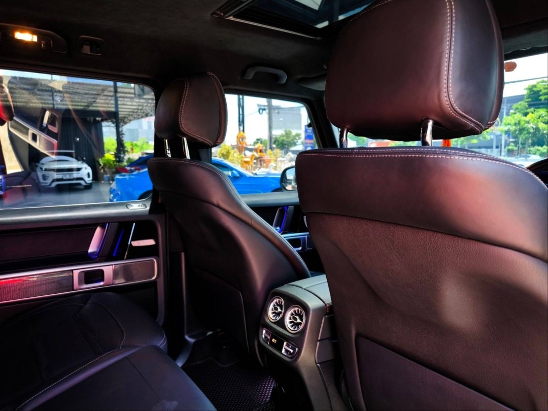 2022 Mercedes-Benz G-Class G 63 AMG สีเทา (รูปที่ 6)