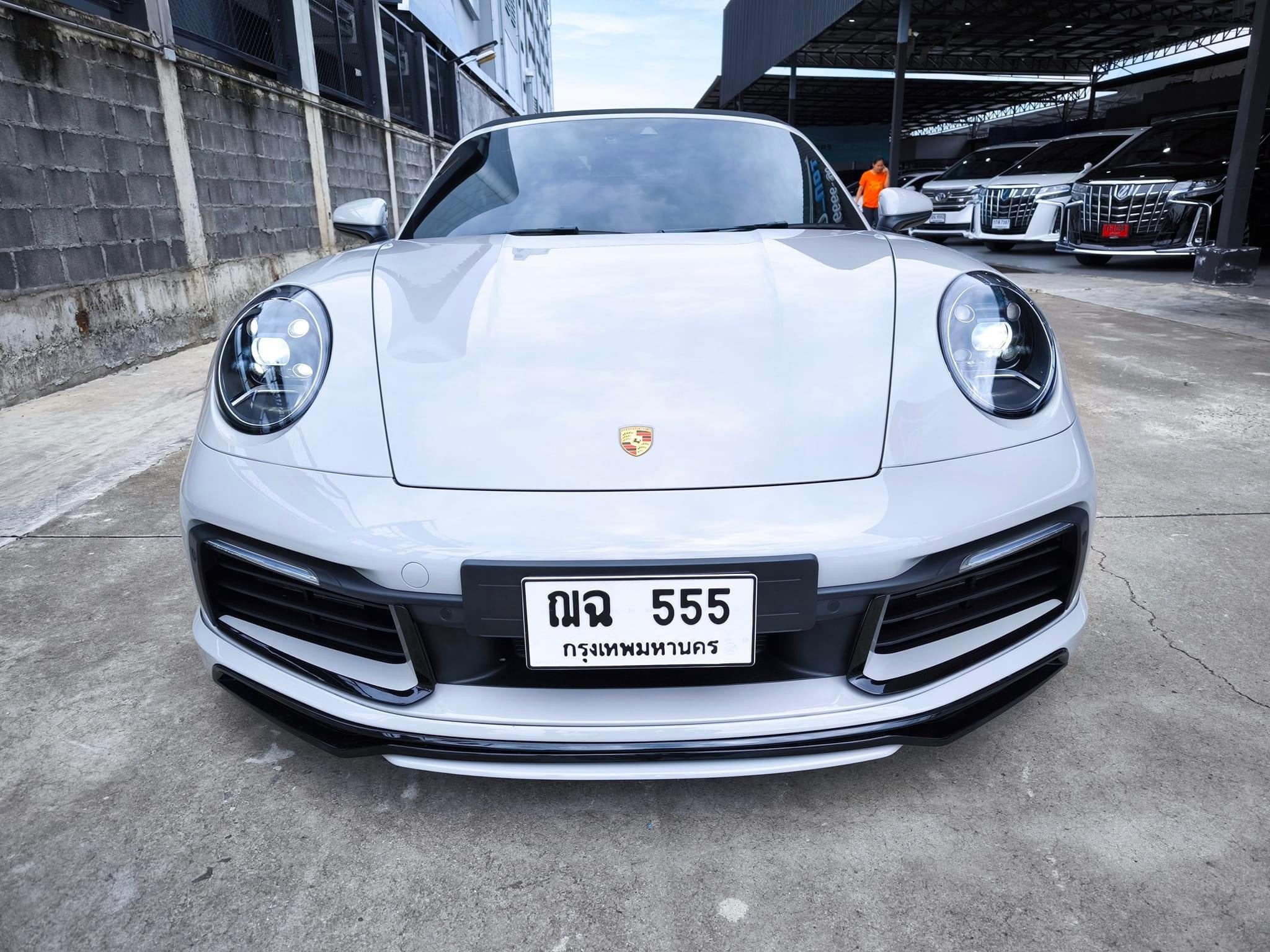 2020 Porsche 911 CARRERA S 3.0 PDK สีเทา (รูปที่ 10)