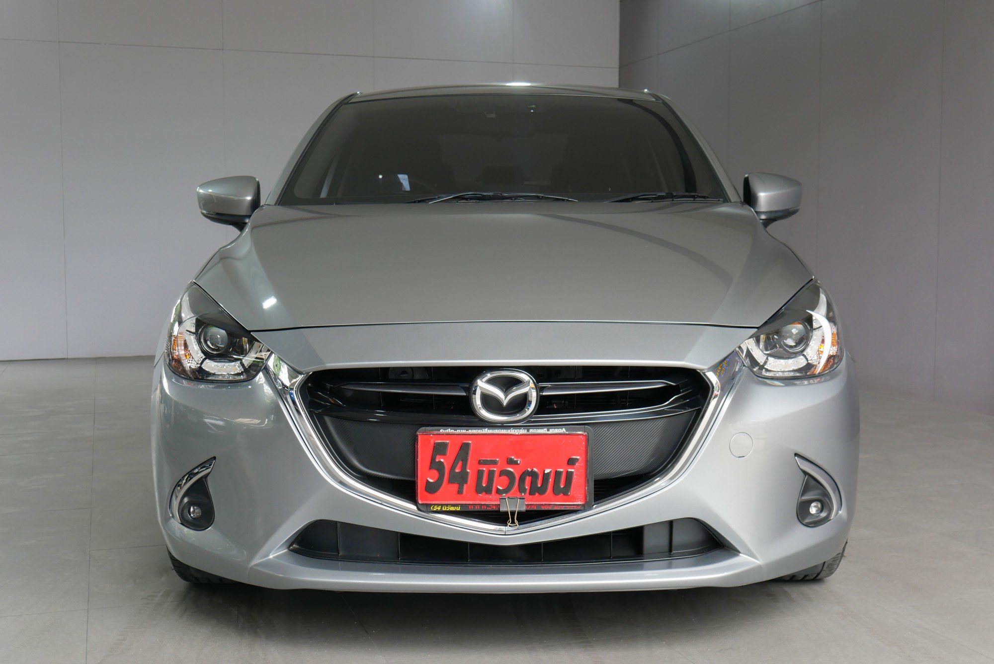 MAZDA 2 SKYACTIV SEDAN 1.3  HIGHT CONNECT AT  ปี 2018 สีเทา (รูปที่ 2)