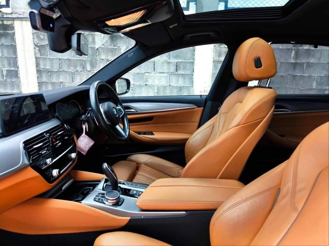 2021 BMW SERIES 530e 2.0 M SPORT สีขาว (รูปที่ 10)