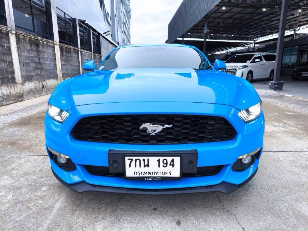 2017 Ford Mustang 2.3L สีฟ้า (รูปที่ 2)