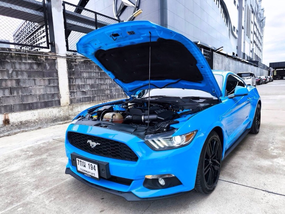2017 Ford Mustang 2.3L สีฟ้า (รูปที่ 9)