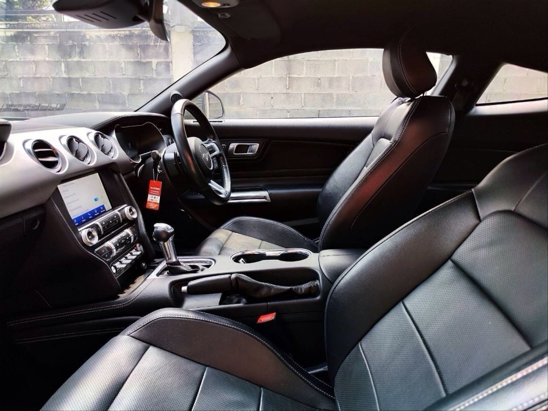 2020 Ford Mustang 2.3L สีเขียว (รูปที่ 6)