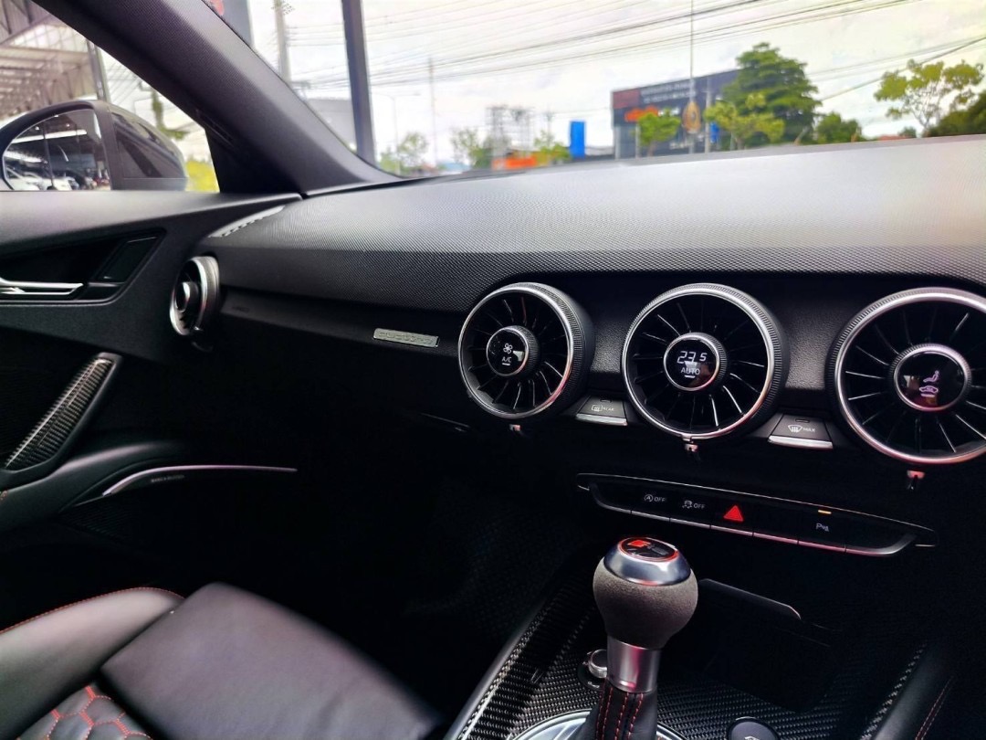 2022 Audi TT RS Coupe สีฟ้า (รูปที่ 7)