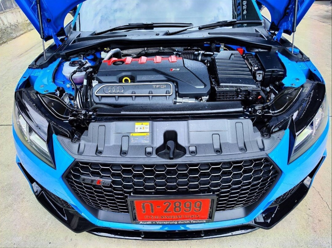 2022 Audi TT RS Coupe สีฟ้า (รูปที่ 4)