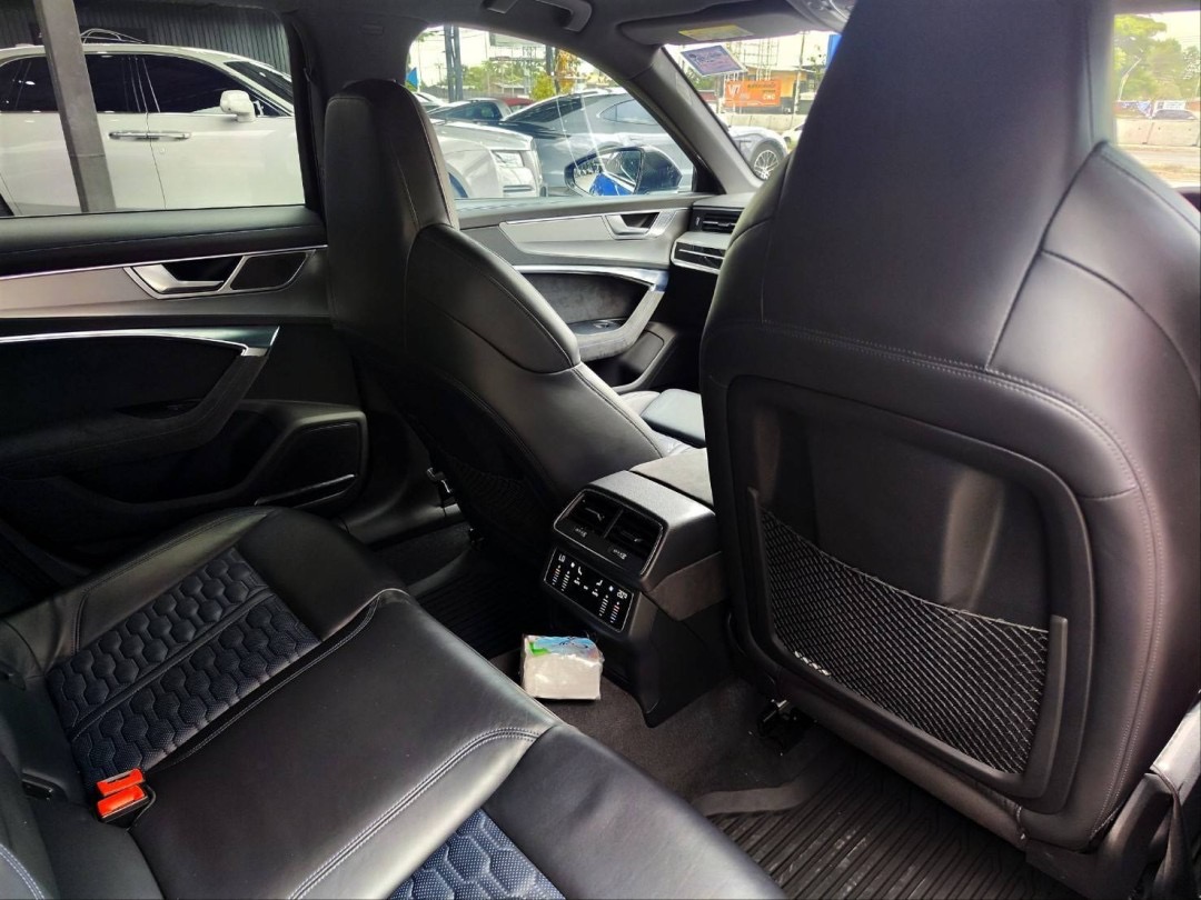 2021 Audi RS 6 Avant V8 4.0 Bi-Turbo สีน้ำเงิน (รูปที่ 4)