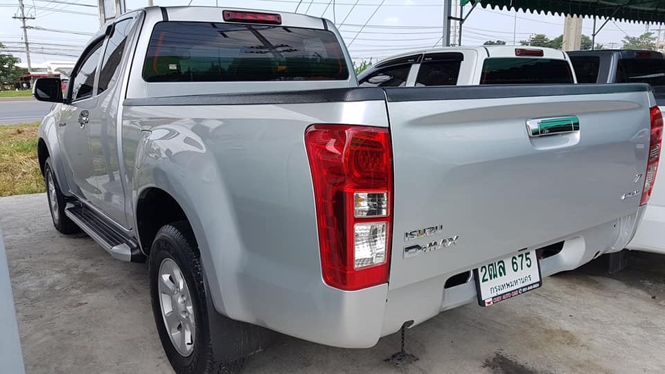 Isuzu D-Max Hi-Lander (Cab) ปี 2015 สีเงิน (รูปที่ 4)