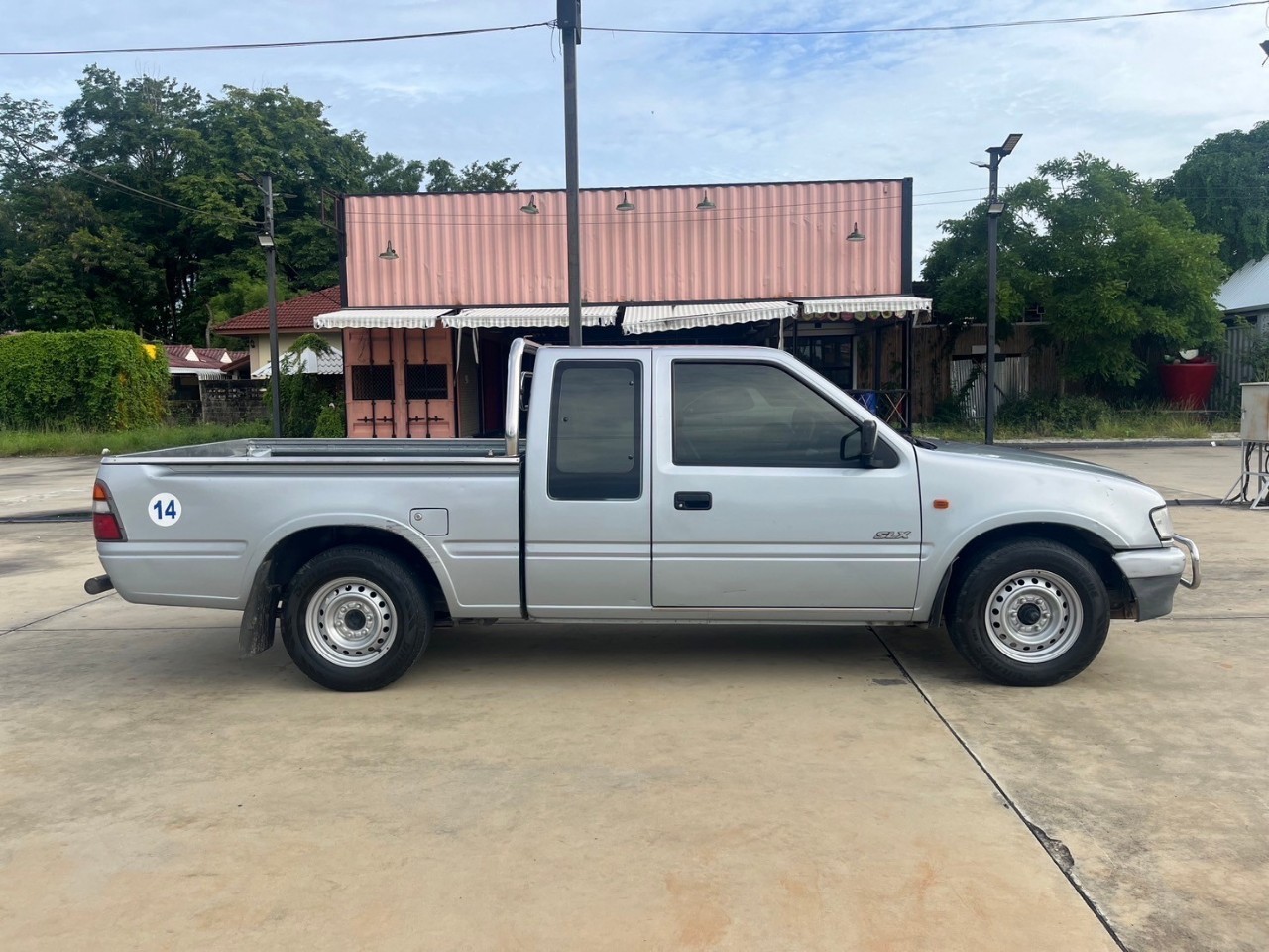 2000 Isuzu Dragon SLX 2.5 สีเทา (รูปที่ 3)