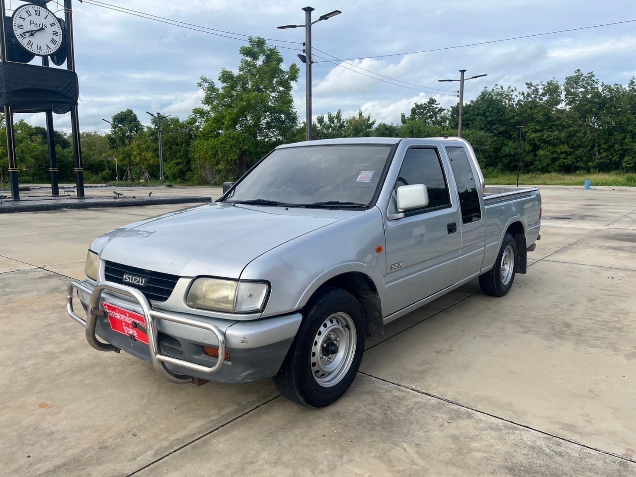 2000 Isuzu Dragon SLX 2.5 สีเทา