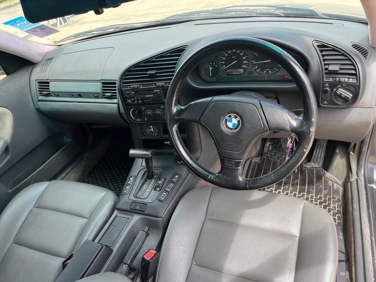 1996 BMW 318i 1.8 สีดำ (รูปที่ 7)