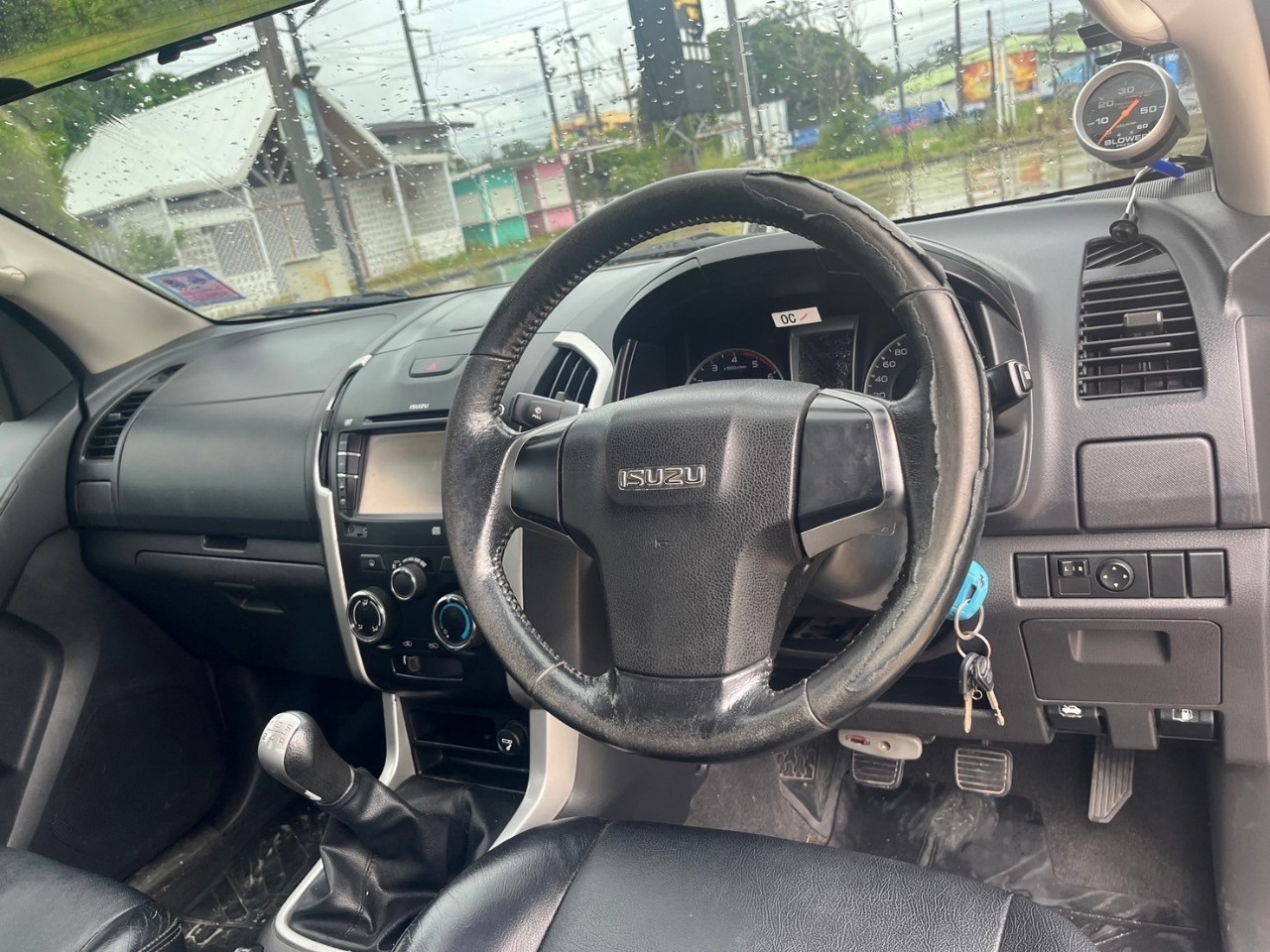 2013 Isuzu D-Max Space Cab สีเทา (รูปที่ 5)