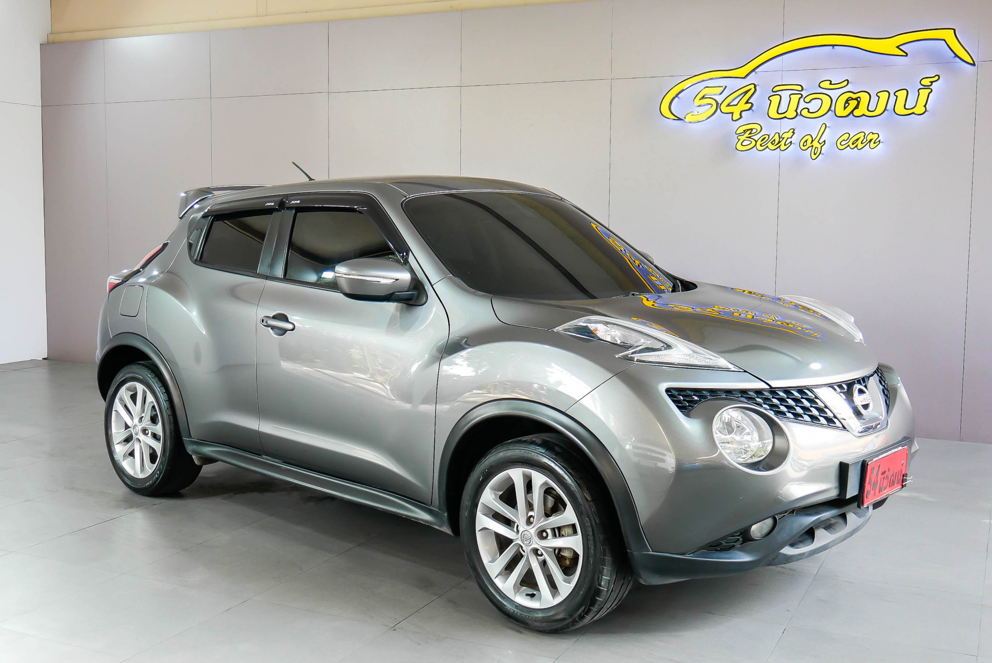 NISSAN JUKE 1.6 V MINOR CHANGE AT ปี2017 สีเงิน 2017