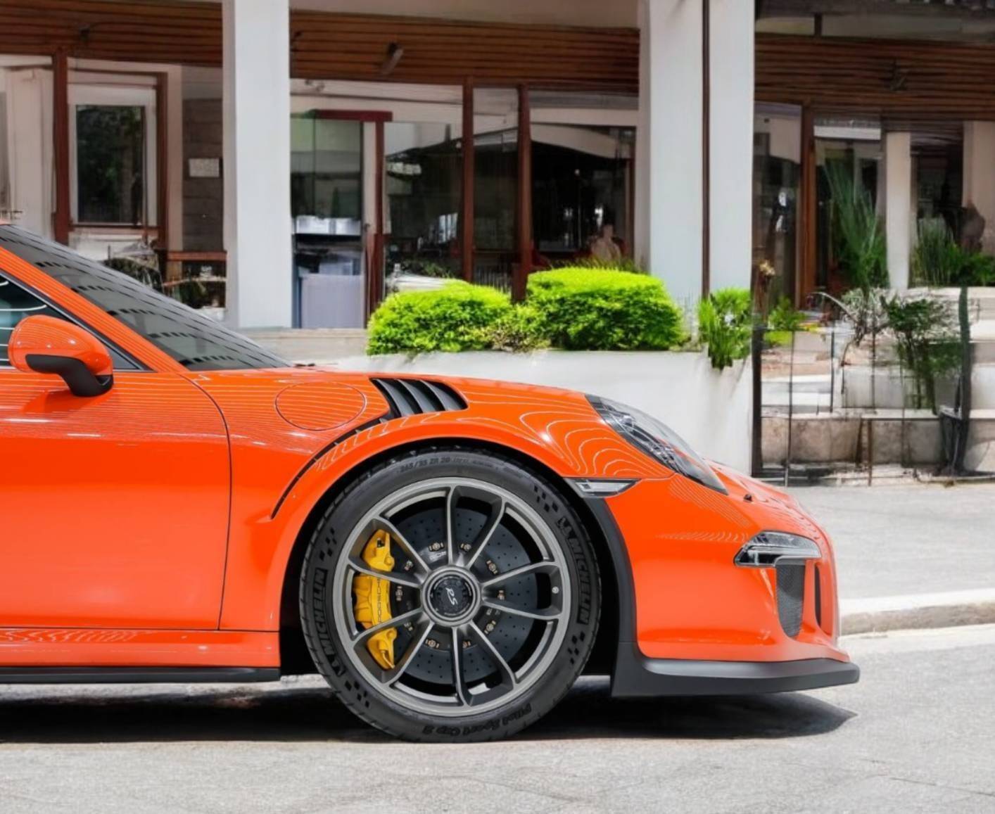 2016 Porsche 911 Carrera GTS สีส้ม (รูปที่ 11)