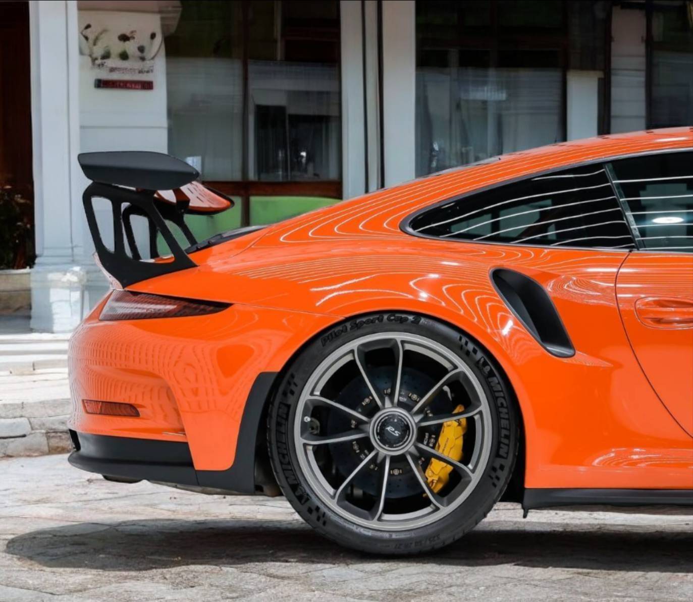 2016 Porsche 911 Carrera GTS สีส้ม (รูปที่ 7)