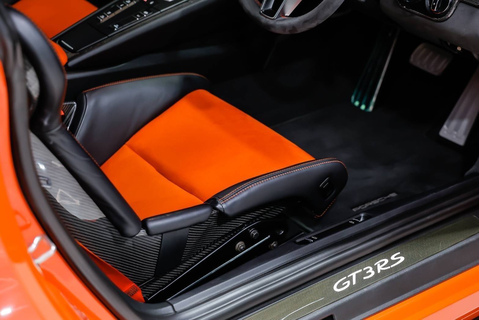 2016 Porsche 911 Carrera GTS สีส้ม (รูปที่ 12)