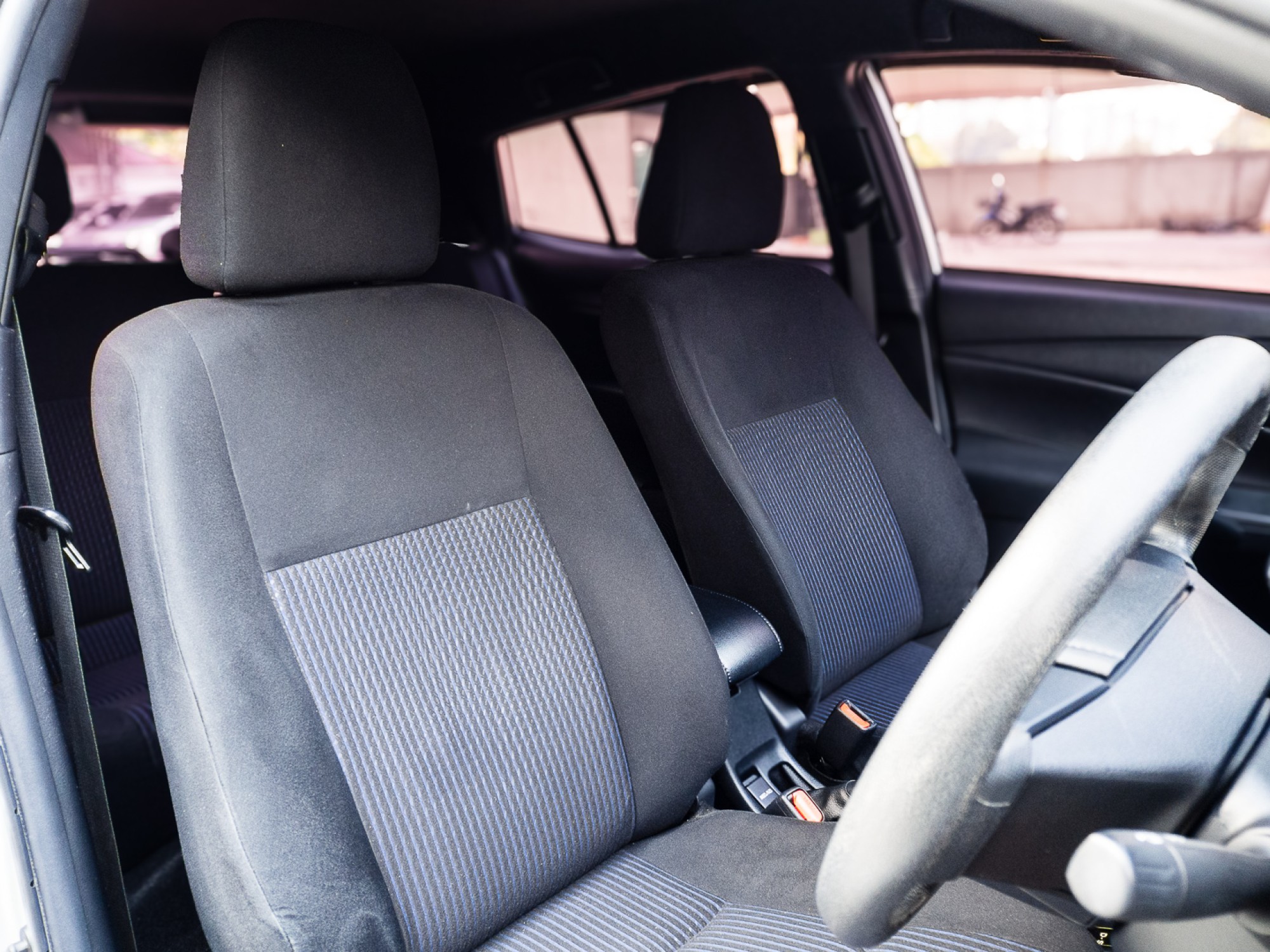 TOYOTA YARIS 1.2 ENTRY (รูปที่ 17)