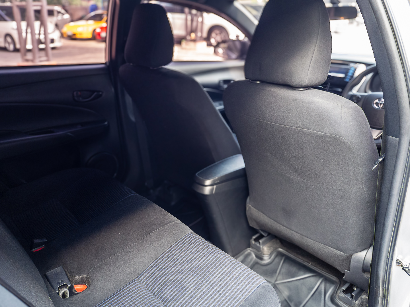 TOYOTA YARIS 1.2 ENTRY (รูปที่ 23)