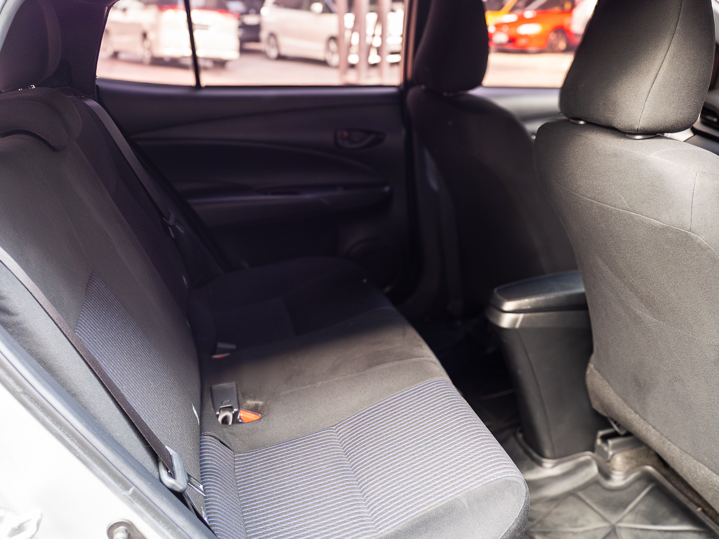 TOYOTA YARIS 1.2 ENTRY (รูปที่ 22)