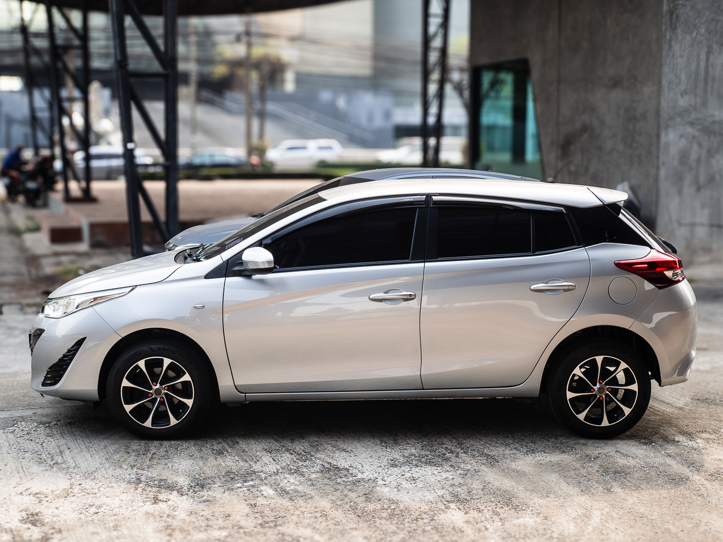 TOYOTA YARIS 1.2 ENTRY (รูปที่ 10)