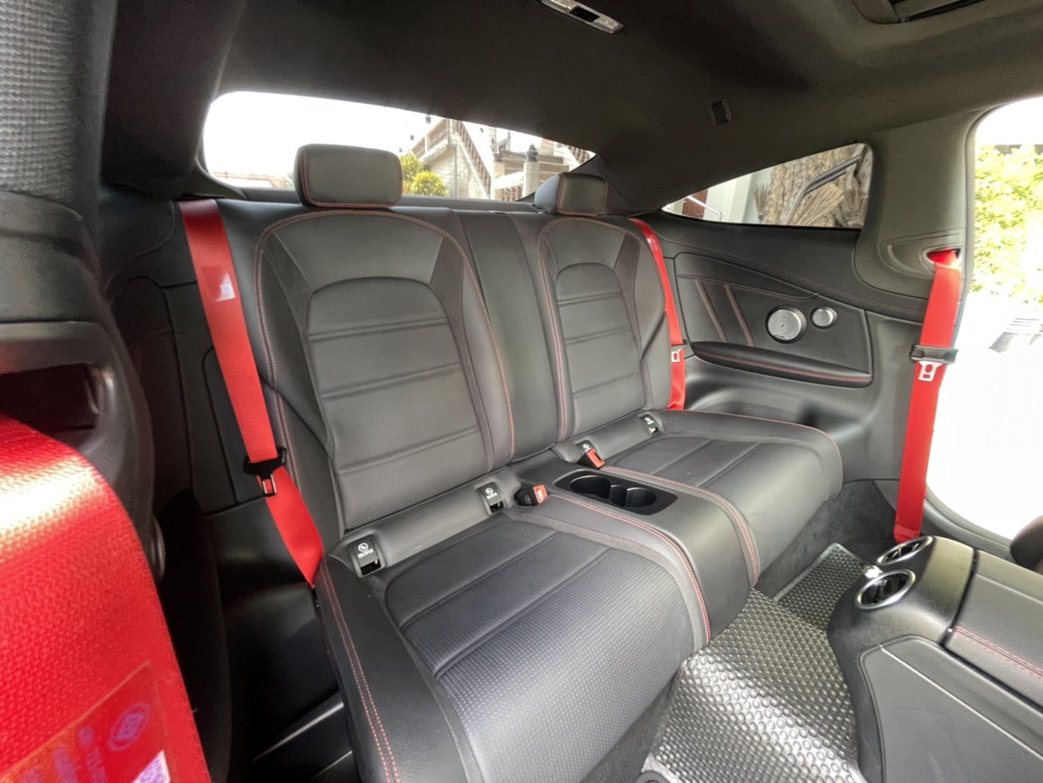 Mercedes Benz AMG C43 Coupe 4MATIC ปี 2021 รถสวย สภาพป้ายแดง (รูปที่ 14)