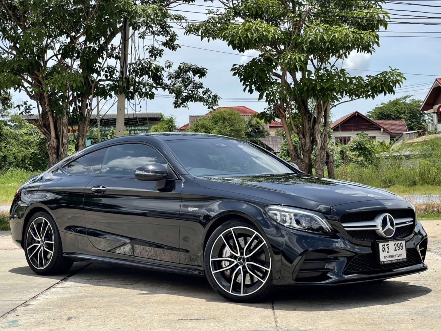 Mercedes Benz AMG C43 Coupe 4MATIC ปี 2021 รถสวย สภาพป้ายแดง (รูปที่ 2)