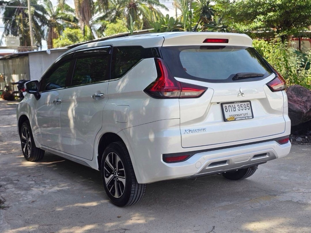 2019 Mitsubishi Xpander สีขาว (รูปที่ 5)