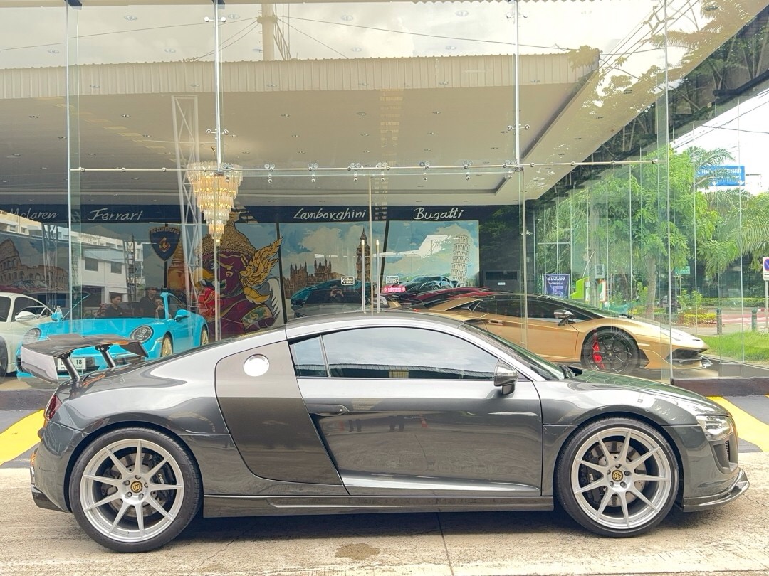 2009 Audi R8 V8 Coupe สีเทา (รูปที่ 4)