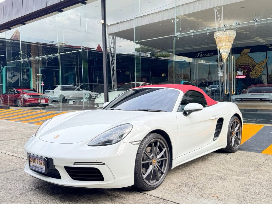 2017 Porsche 718 Boxster สีขาว (รูปที่ 3)
