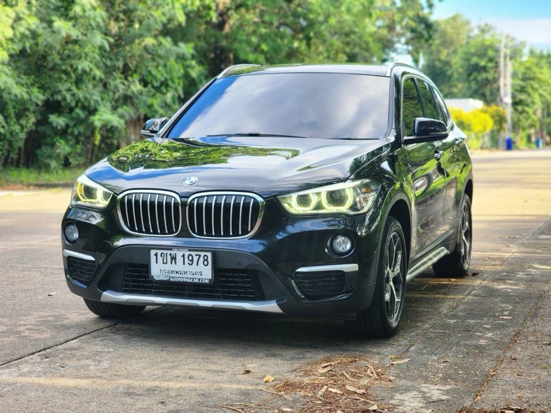 2019 BMW X1 F48 สีดำ (รูปที่ 10)