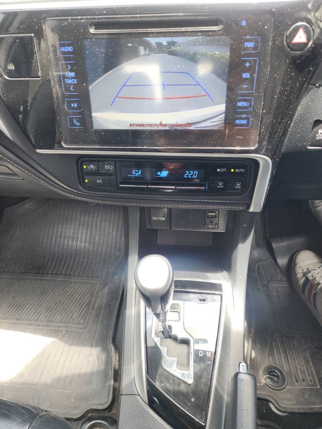 2018 Toyota Altis สีขาว (รูปที่ 10)