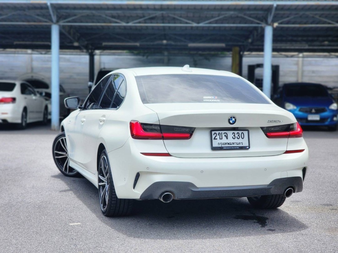 2020 BMW 332i E46 สีขาว (รูปที่ 11)