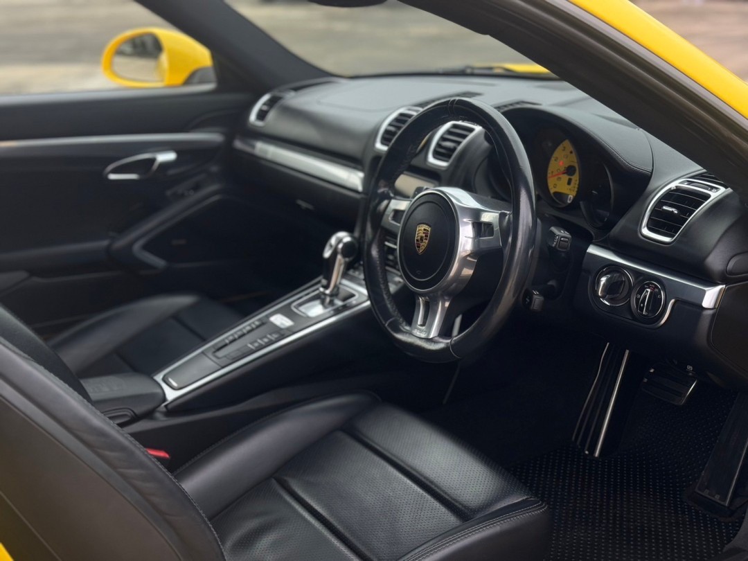 2016 Porsche 981 Cayman สีเหลือง (รูปที่ 5)
