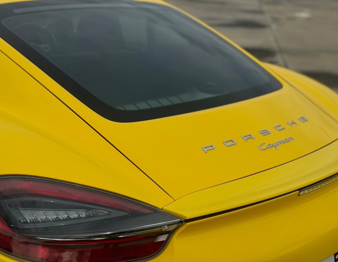 2016 Porsche 981 Cayman สีเหลือง (รูปที่ 7)