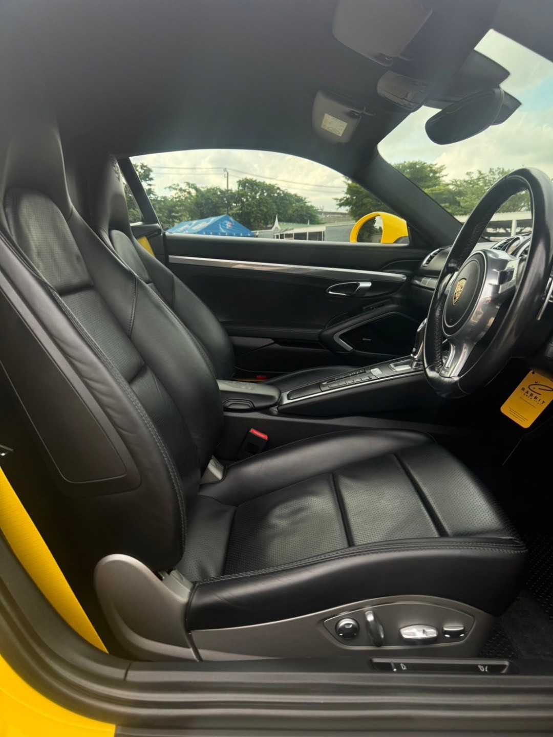 2016 Porsche 981 Cayman สีเหลือง (รูปที่ 4)