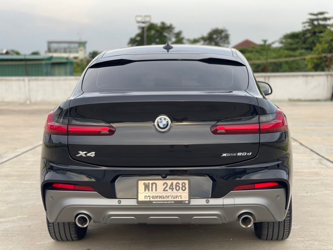 2020 BMW X4 G02 สีดำ (รูปที่ 11)